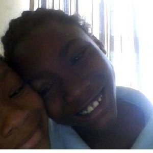 Meet your Posher, Shakira